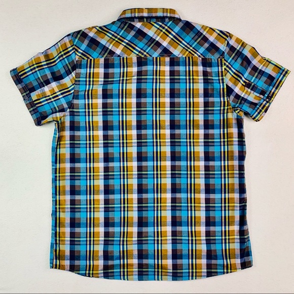 TRUE ROCK | Men’s Button-Down - Picture 3 of 4